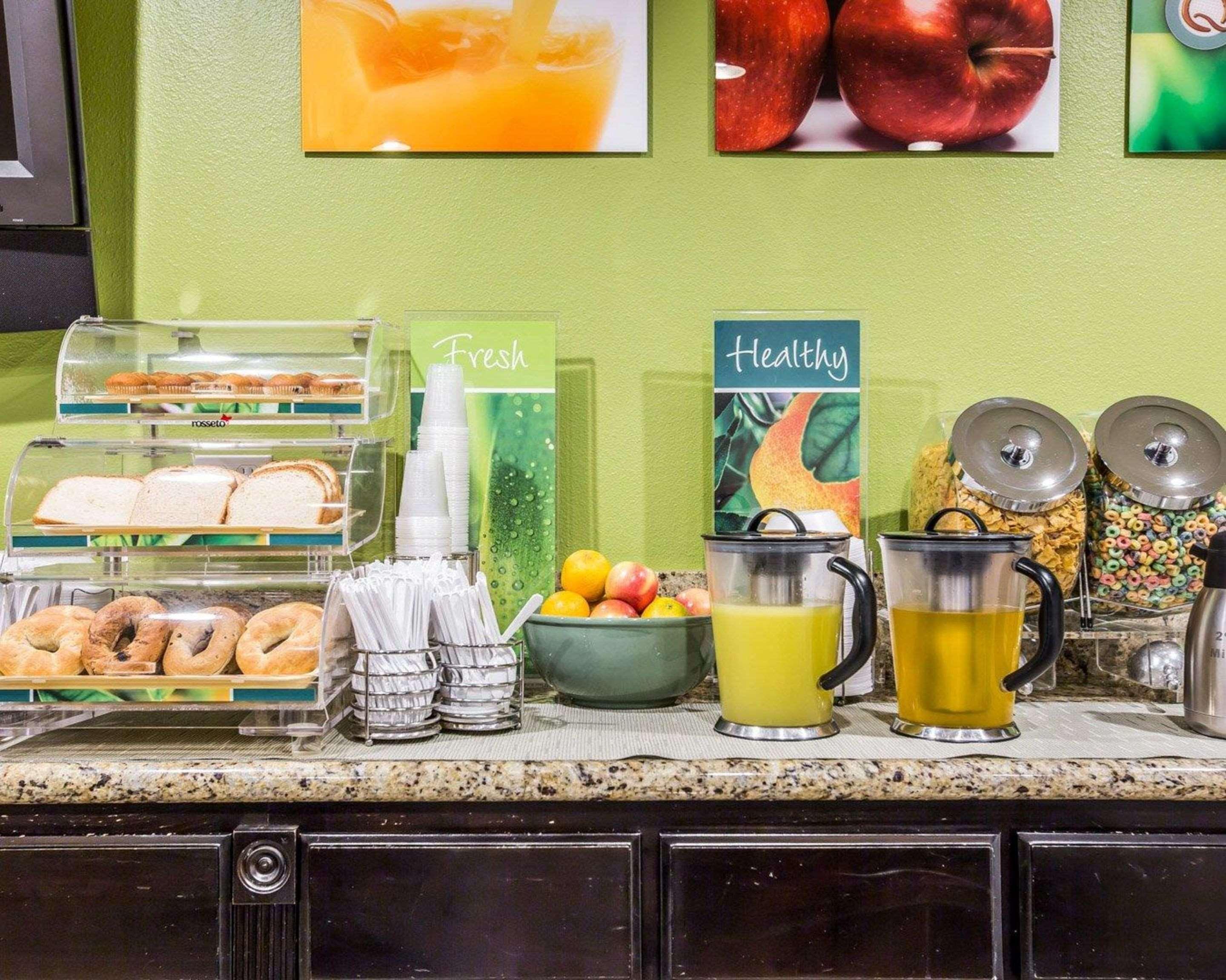Quality Inn & Suites Thousand Oaks - Us101 Zewnętrze zdjęcie